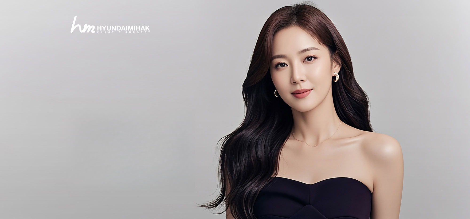 Hyundai การผ่าตัดยกกระชับคอแบบสามมิติ — นางแบบที่มีลำคอเรียบเนียน