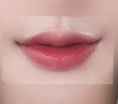 ปากสวยขึ้นมากเลยค่ะ :)