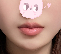 ไลน์ปากสุดยอดมากค่ะ ฮ่าๆ