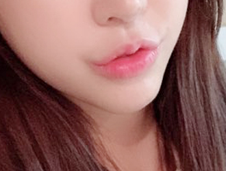 มองแต่ปากตัวเองตลอดเลย