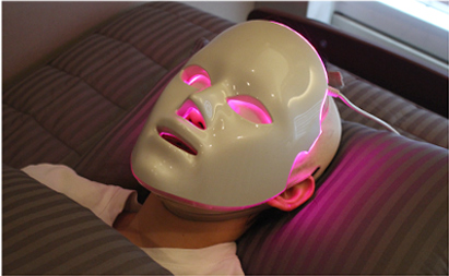 ภาพการทำหัตถการ LEDมาสก์